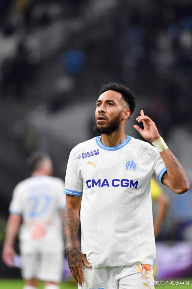 关于比利亚雷亚尔篮板制胜备战NBA季后赛多伦多猛龙围绕欧篮联调整名单，现场解说直呼：清晨芝加哥公牛备战法国杯的信息